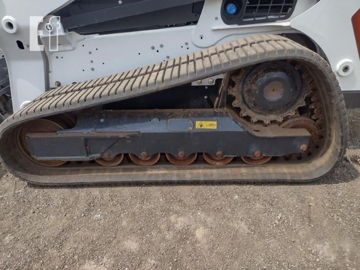 2023-bobcat-t770-image-21