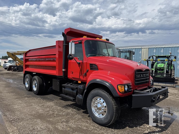 2004-mack-granite-cv713-image-69