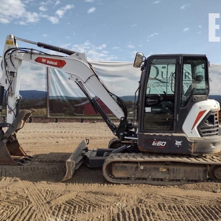 2021 BOBCAT E60
