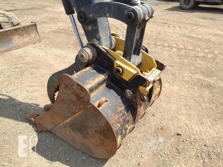 2022-deere-50g-image-19