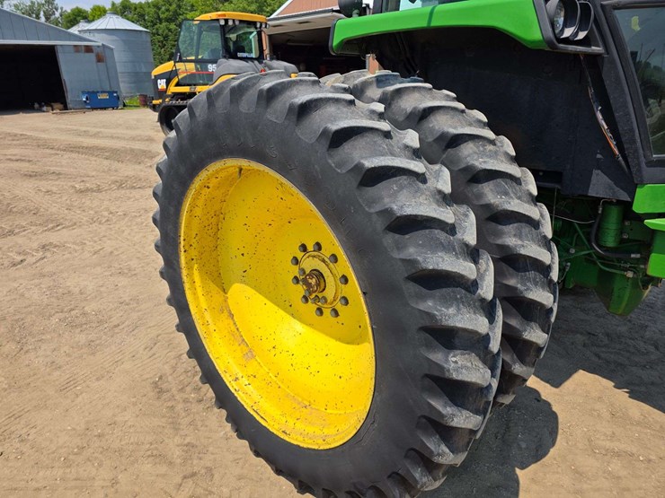1988-john-deere-4650-image-21