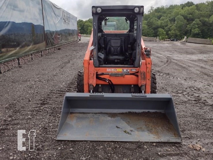 2016-kubota-ssv65-image-2