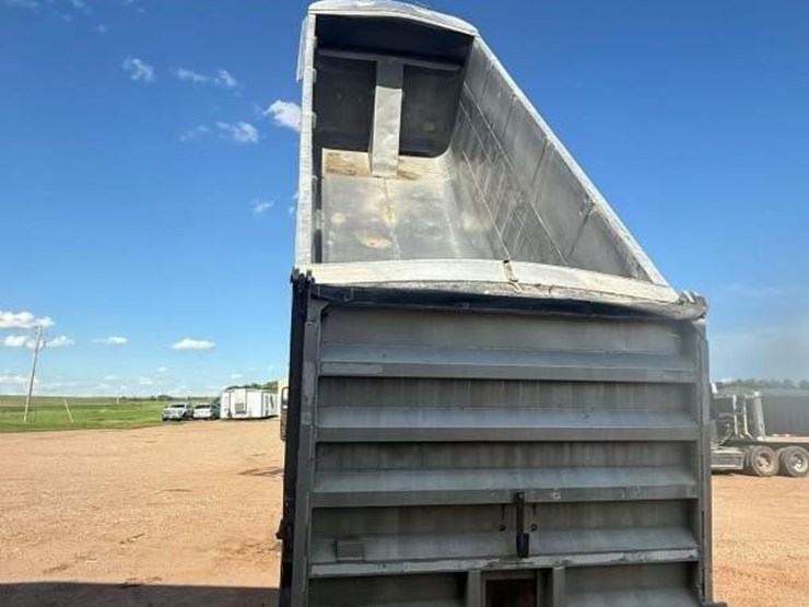 1974-fruehauf-end-dump-image-6