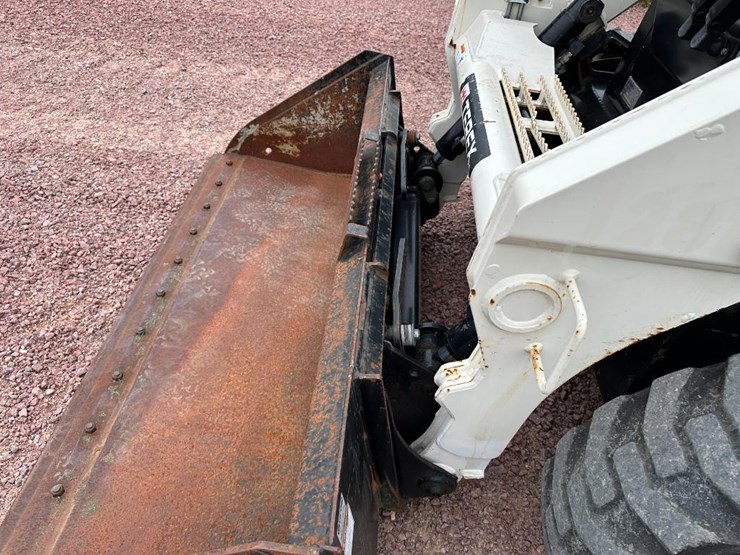2015-terex-r165s-image-12