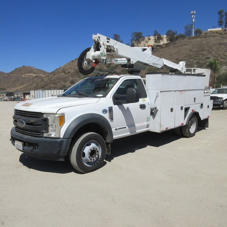 2017 FORD F550 SD