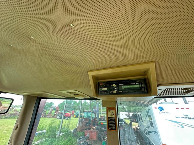 1999-john-deere-7810-image-22
