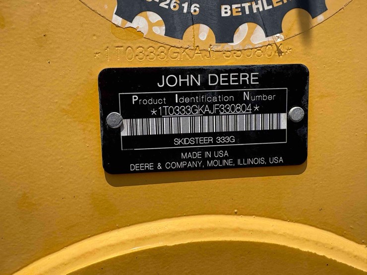 2018-deere-333g-image-15