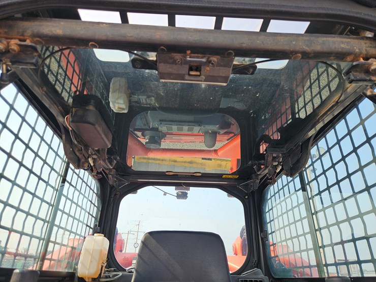 2023-kubota-svl97-2-image-8