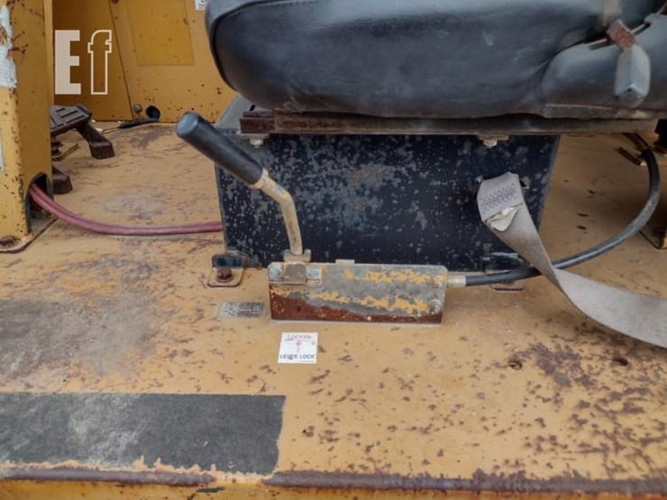 2015-morooka-mst800vd-image-9