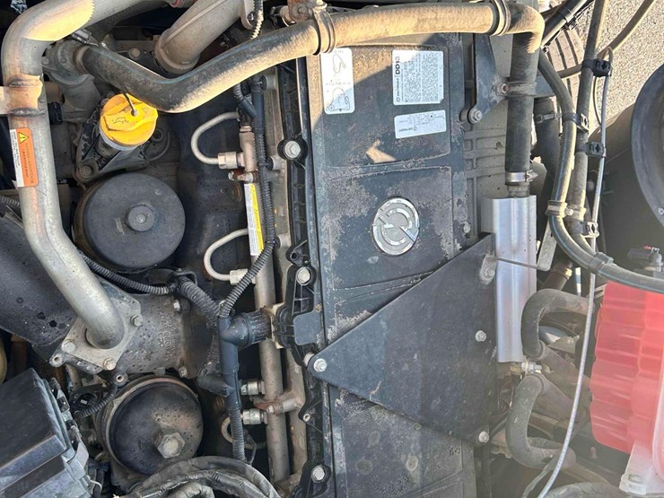 2021-western-star-4700sf-image-25