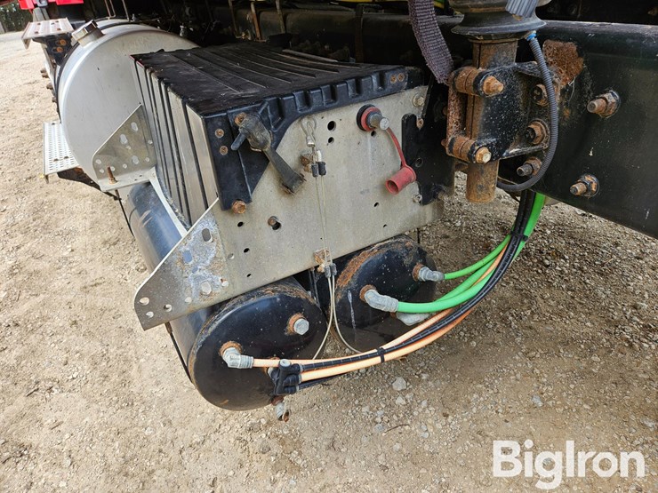 2013-international-prostar-image-13