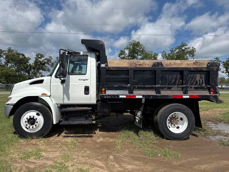 2008-international-durastar-4300m7-sba-4x2-dump-tr-image-1