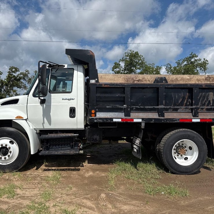 2008 INTERNATIONAL DURASTAR 4300M7 SBA 4X2 DUMP TR