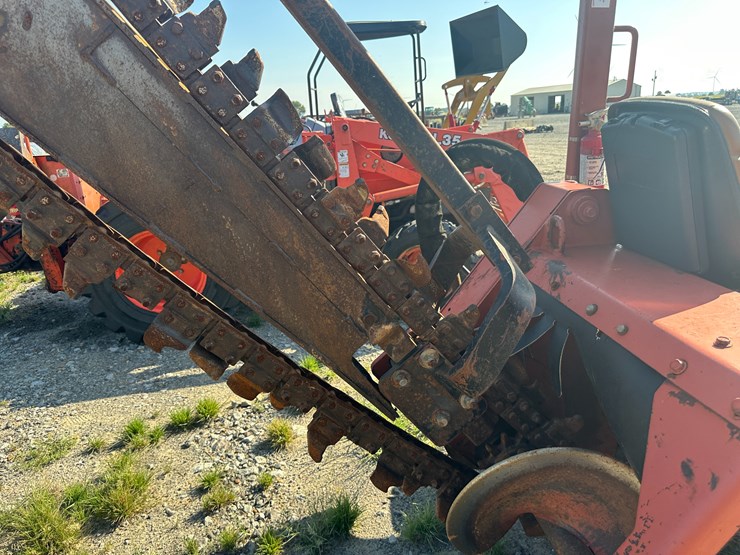 ditch-witch-rt40-image-16