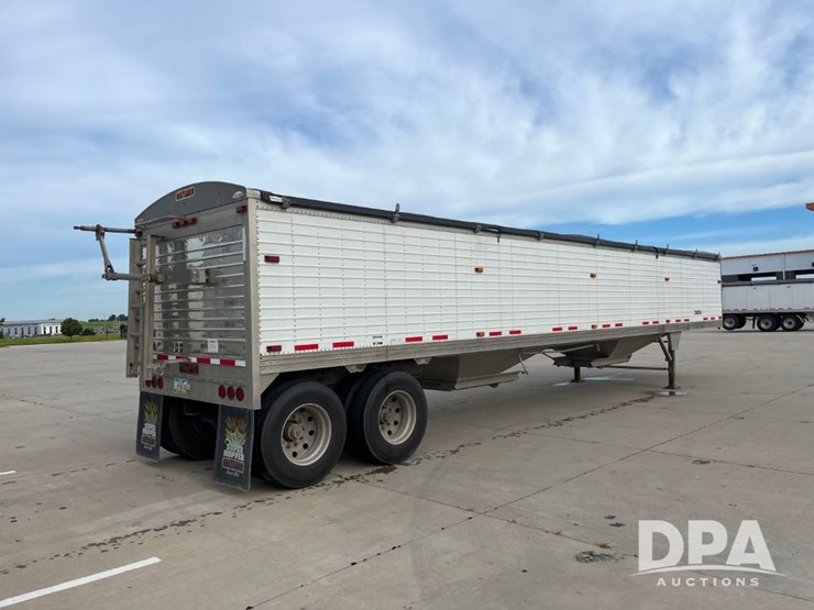2015-timpte-grain-trailer-image-10