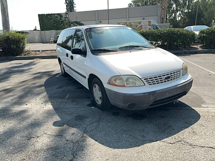 ford-windstar-image-1