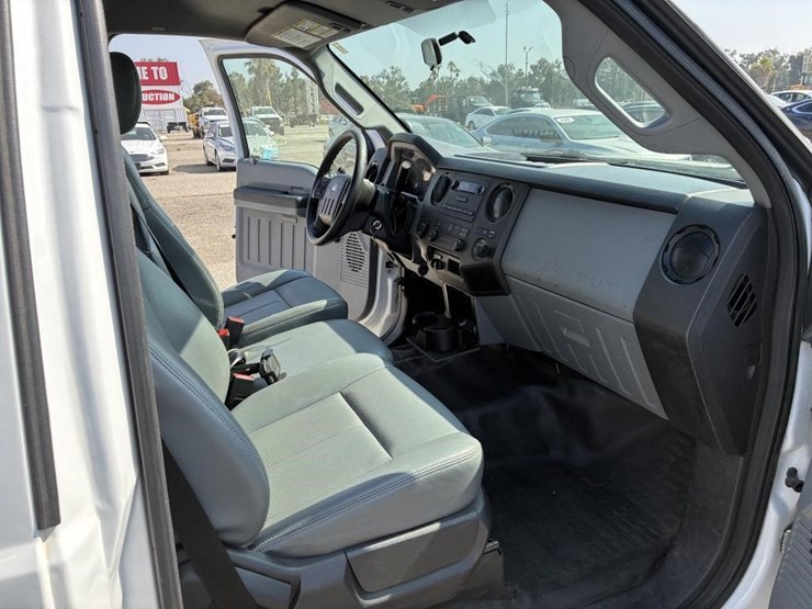 2014-ford-f250-image-9