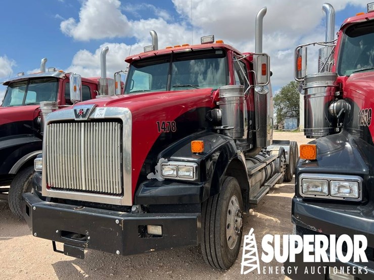 2012-western-star-4900-image-1