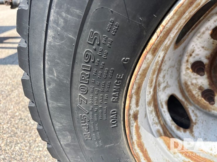 2003-ford-f450-image-35