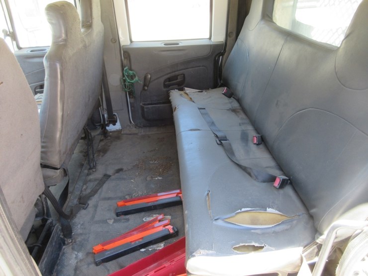 2014-international-durastar-4300-image-12