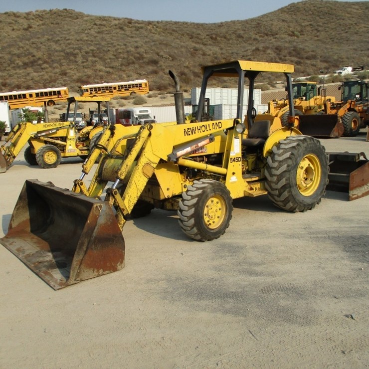 NEW HOLLAND 545D