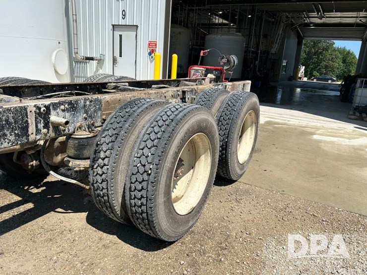1995-kenworth-t600-image-16