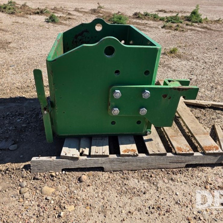 JOHN DEERE A
