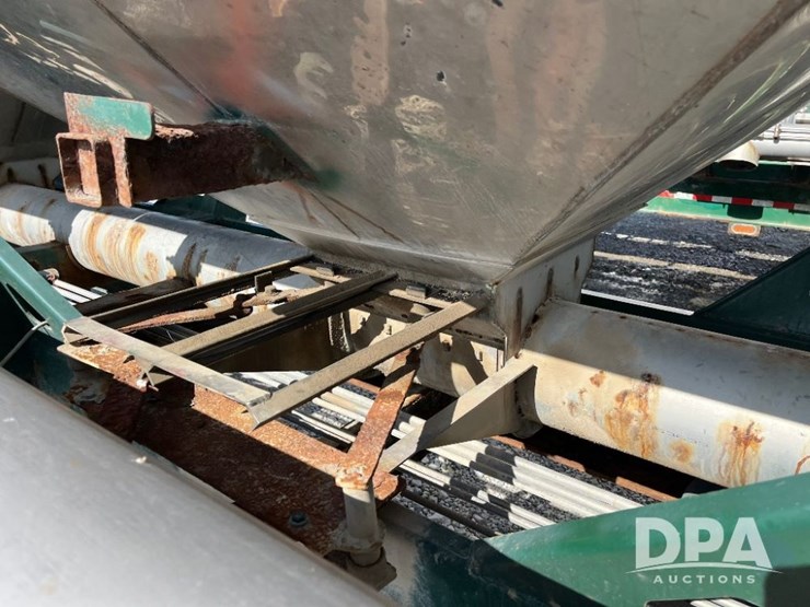 2014-b-b-dry-tender-trailer-(jn2475,-unit-30221)-image-48