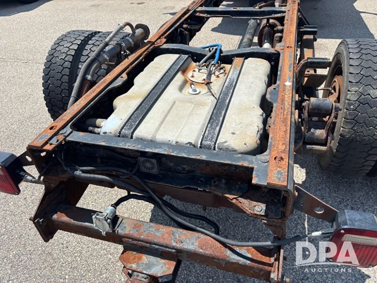 2003-ford-f450-image-32