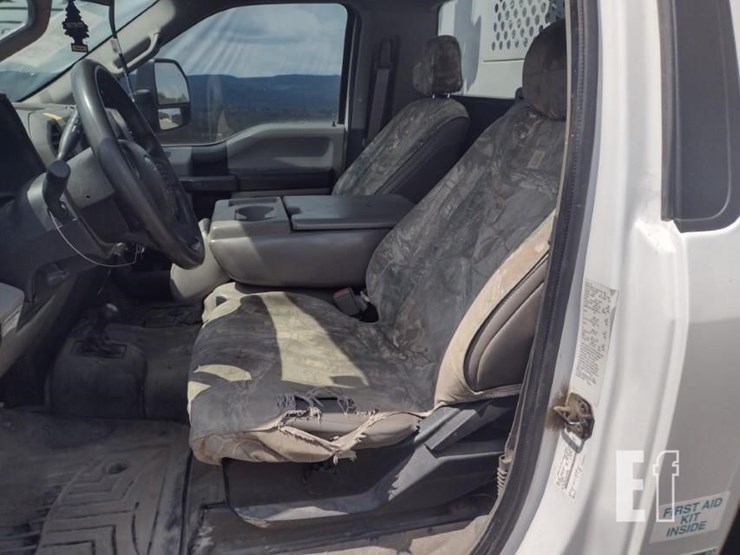 2018-ford-f550-image-12