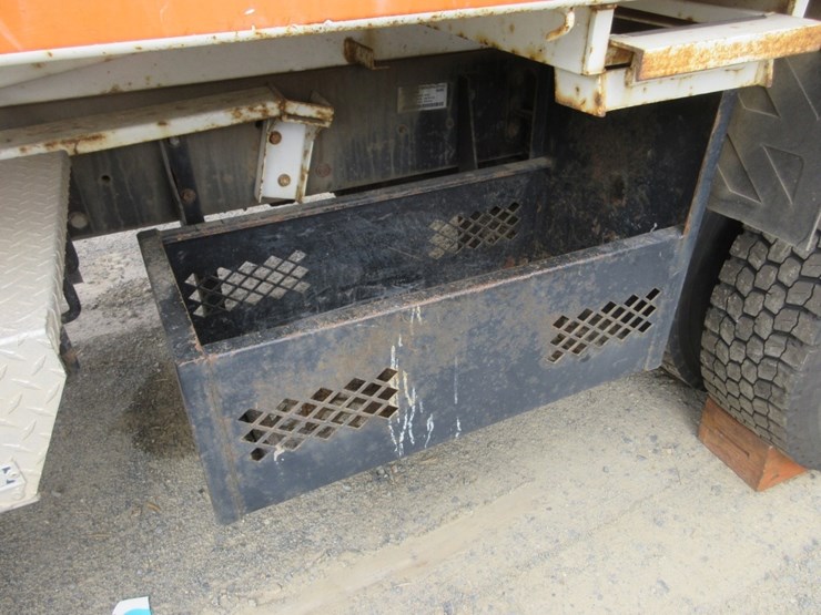 2009-international-7400-image-14