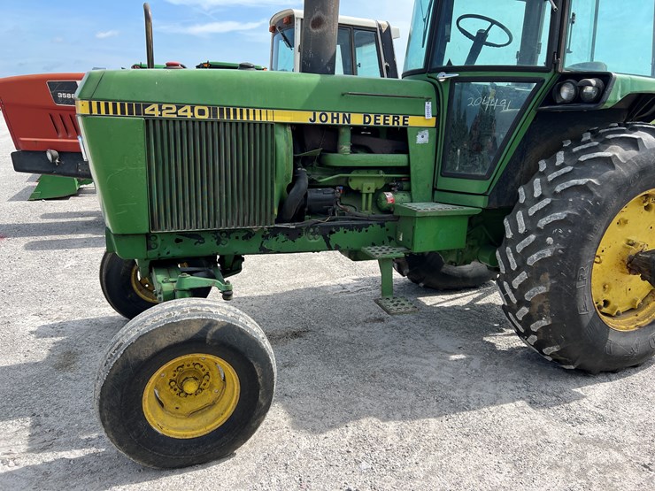 1978-john-deere-4240-image-18