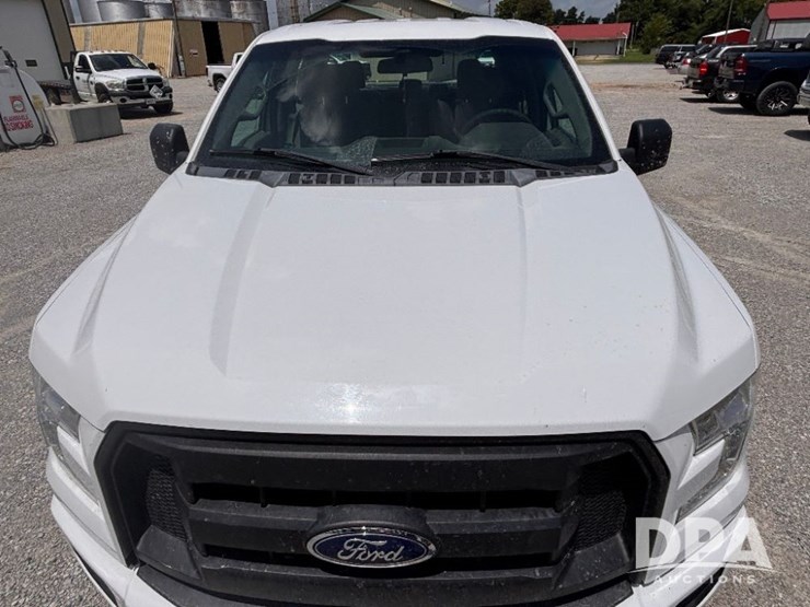 2016-ford-f150-xl-image-16