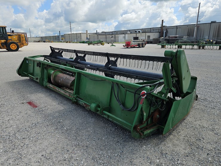 1986-john-deere-220-image-5