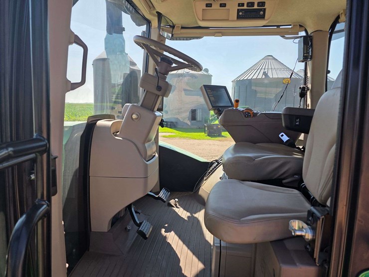 2021-john-deere-9570rx-image-89