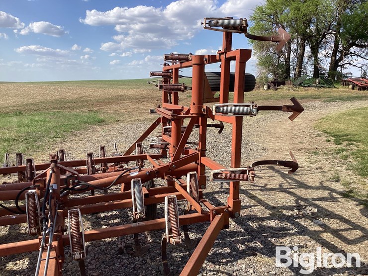 wil-rich-20'-field-cultivator-image-17