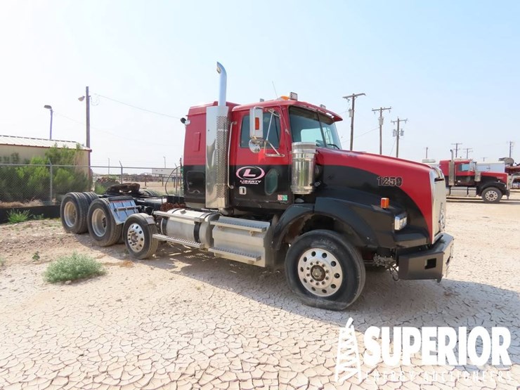 2012-western-star-4900-image-2