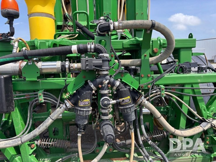 2017-john-deere-r4045-image-97
