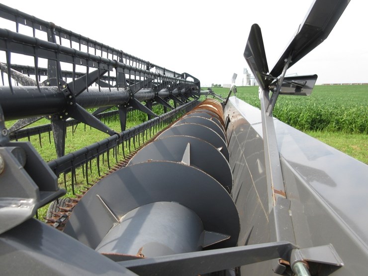 agco-8200-image-3