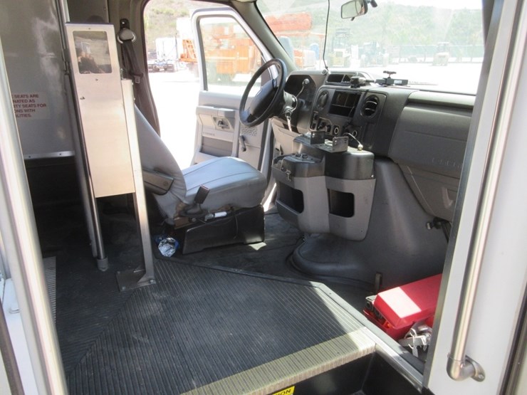 2011-ford-e450-sd-image-8