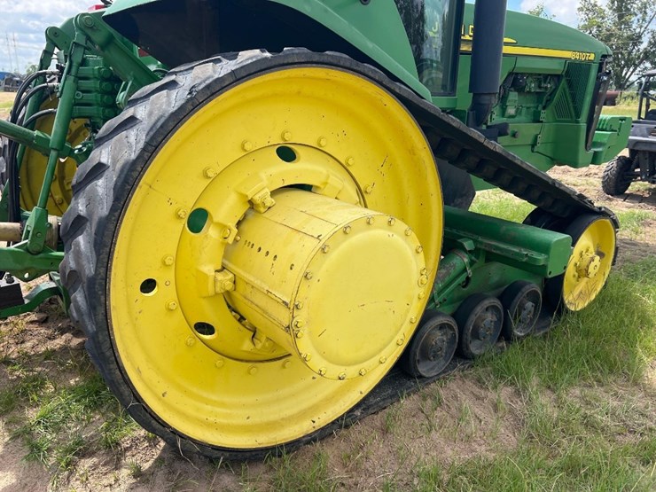 john-deere-8410t-image-13
