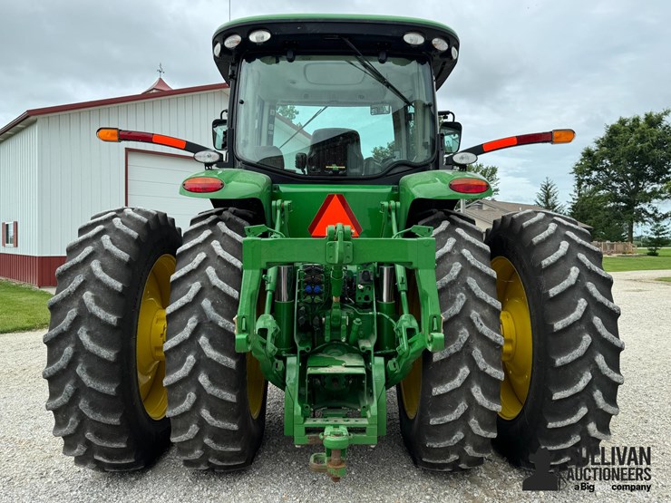 2011-john-deere-8235r-image-5