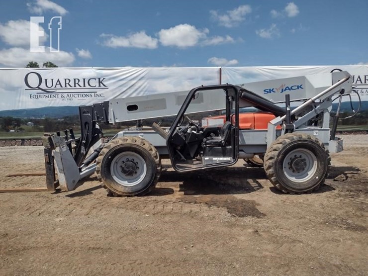 2013-skyjack-vr1056d-image-1