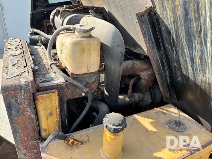 2013-wrangler-loader-(dr11925-unit-341)-image-20