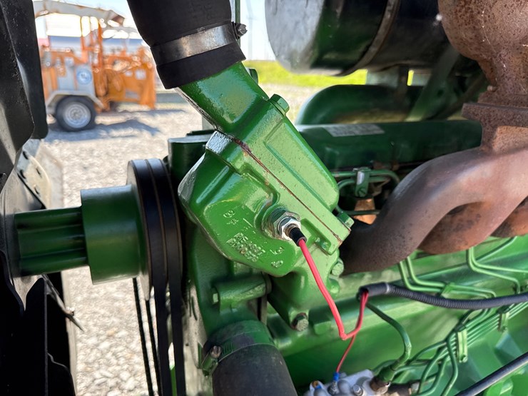 john-deere-6068t-image-15