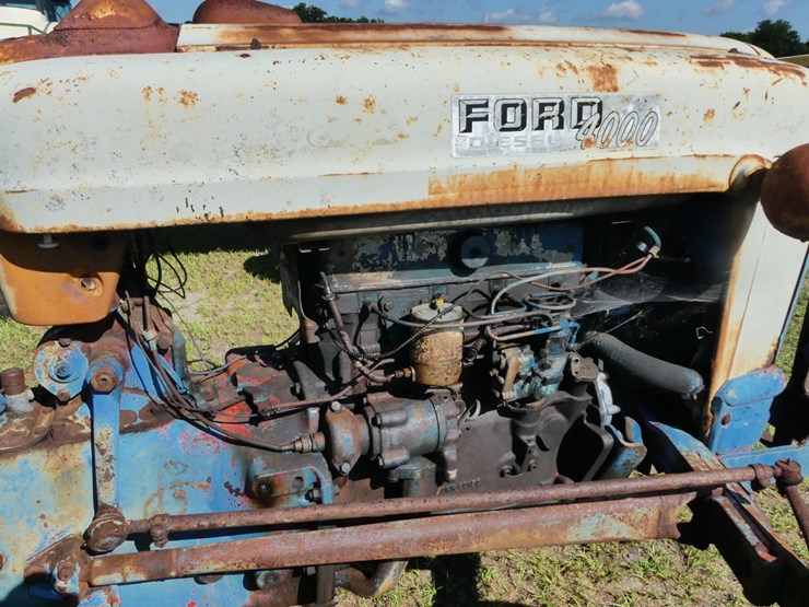 ford-4000-image-6