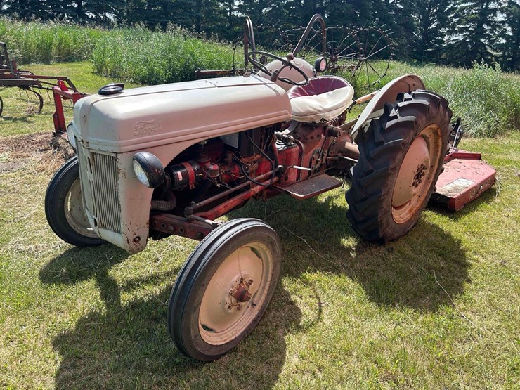 ford-8n-image-1