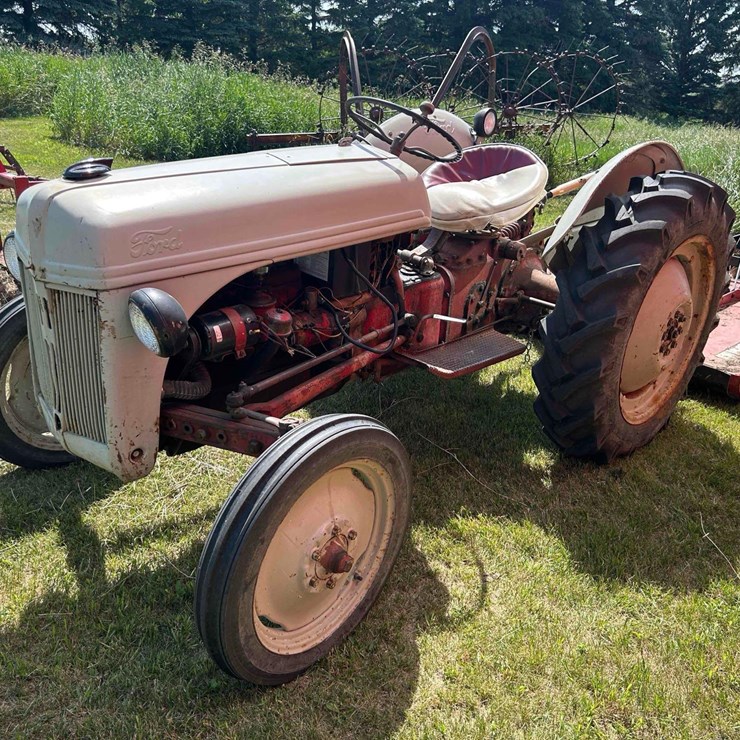 FORD 8N