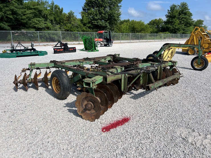 john-deere-1630-image-1