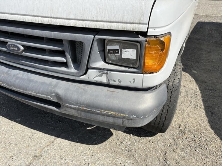 2006-ford-e350-image-22